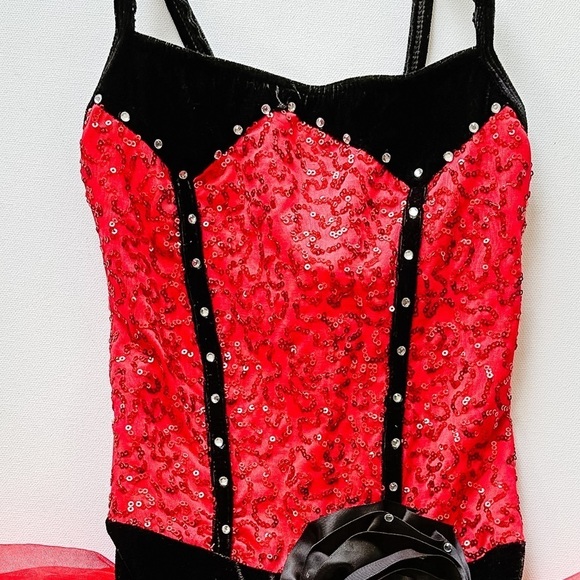 Dance/Figure Skating Dress. Size: Red Sequin/ Black Details - Size 8-10 years - Picture 2 of 7